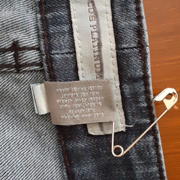 Chico's  Platinum  Denim Women.  Siz 1 - Picture 7 of 8